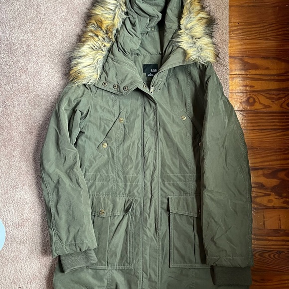 ANA Winter Coat - Picture 1 of 3